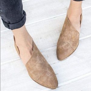 Cutout ankle booties